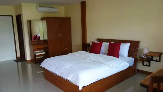 Baan Sooksiri Bangsaray - 2