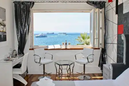 Galeria Valeria Seaside Downtown - Mag Quaint & Elegant Boutiques - 244