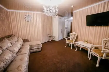 Aristocrat - 67