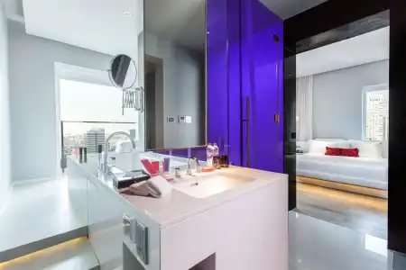 Mode Sathorn - 18