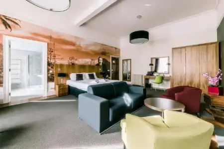 The Place - 1