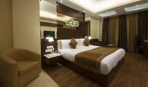 Golden Grand - 46