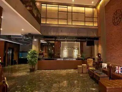 James Joyce Coffetel Guangzhou Xiaoping Metro Station - 1