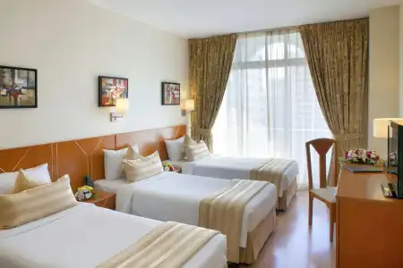 Landmark, Baniyas - 6