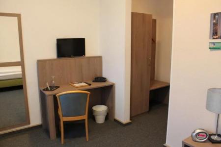 Sächsischer Hof - 18