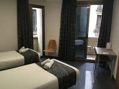 Hostal Levante - 2