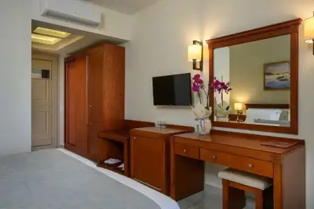 Vantaris Palace - 130