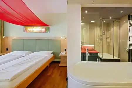 Ramada by Wyndham Baden du Parc - 90