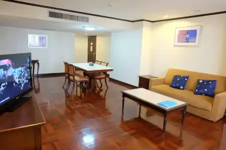Omni Tower Sukhumvit Nana by Compass Hospitality - 15