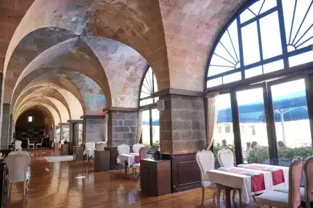 Bayazhan ve Restaurant - 24