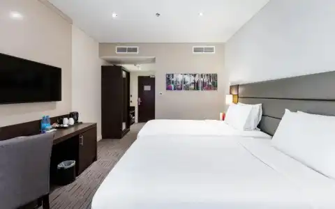 Premier Inn Doha Airport - 40