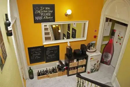 Wine Hostel - 14