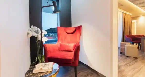 PLAZA Premium - 160