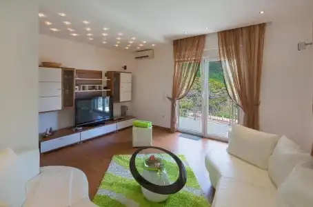 Montelux Apartments - 95