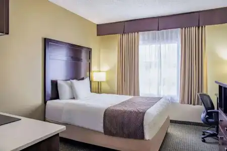 Days Inn by Wyndham Cranbrook Conference Centre - 31