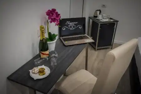 B&B Elegance - 43