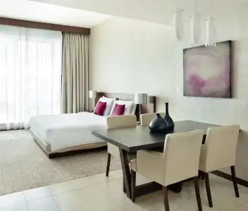 Hyatt Place Dubai Al Rigga Residences - 7