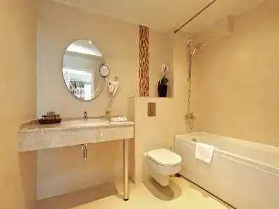 White Rock Castle Suite & SPA - 40