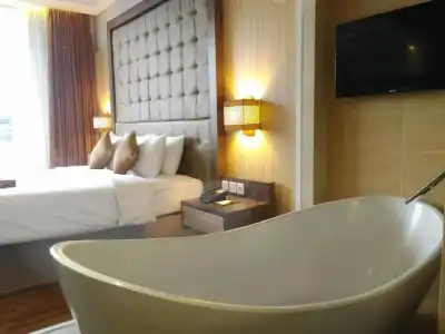 Crystal Lotus Yogyakarta - 71