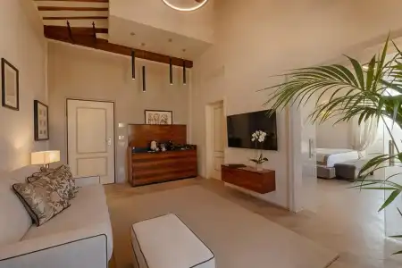 Donati Luxury Tower Suites - 1