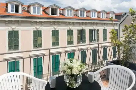 Florence Nice - 65