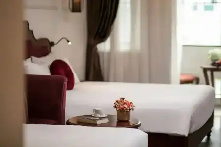 Vision Premier & Spa - 80
