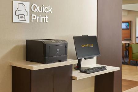 Courtyard Charlottesville - 5