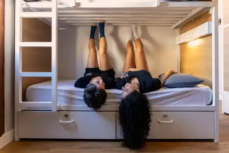 Factory Hostels Barcelona - 25