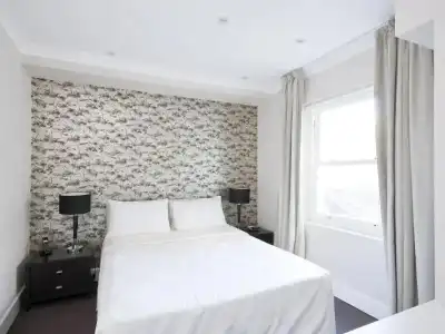 Chilworth Court - 29