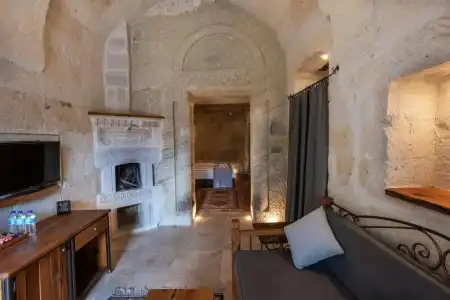 Sarnich Cave Suites - 125