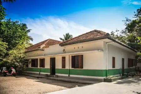 Hostel First Mirissa - 0