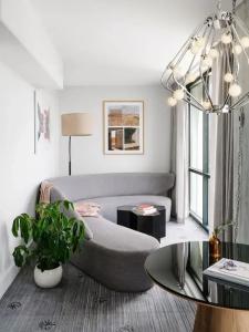 The Line Austin - 96