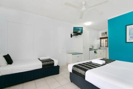 Cairns City Palms - 46