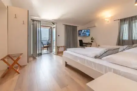 Apartments Amigos - 75
