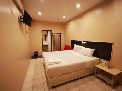 OYO 128 Kkinn South Pattaya - 58