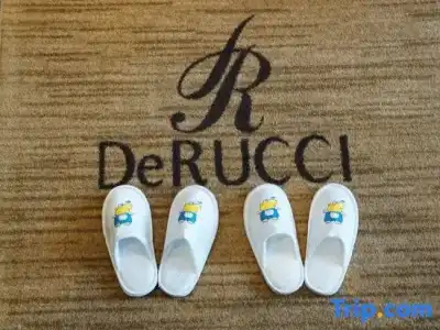 DeRUCCI - 186