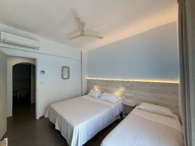 Hostal Rom - 68