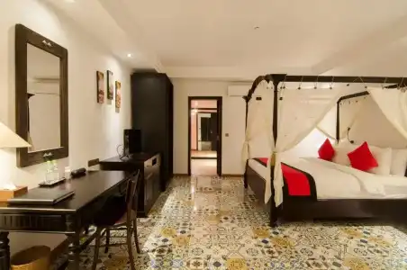 La Rose Suites - 123
