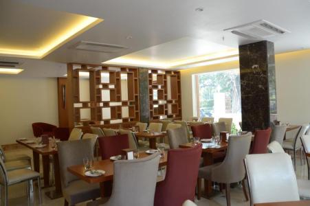 Connaught Royale - 21