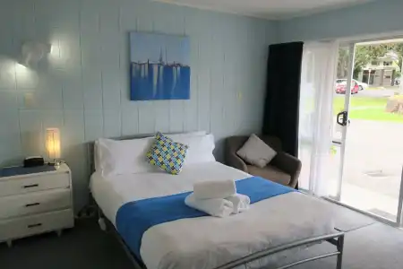 Roselands Motel - 12