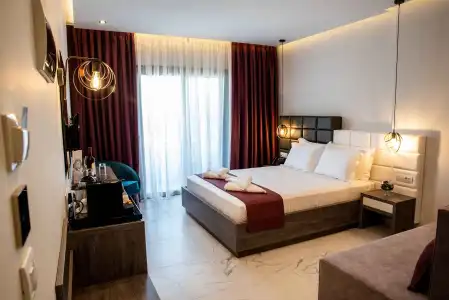 Lagaria Palace II - 6