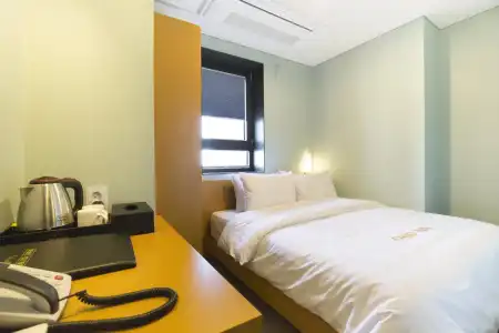 Grid Inn - 46