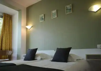 Hôtel Trianon - 53
