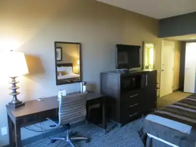 Hampton Inn by Hilton Los Angeles Airport - 48