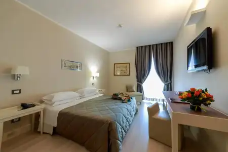 Mirasole International - 10