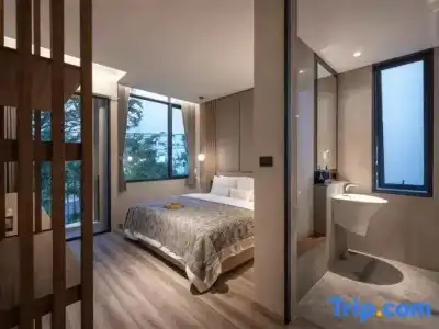 Shan Villas Sukhumvit - 310