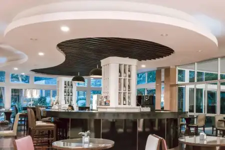August Suites - 25