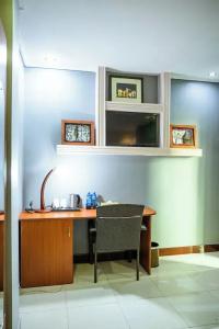 Green Side - 102