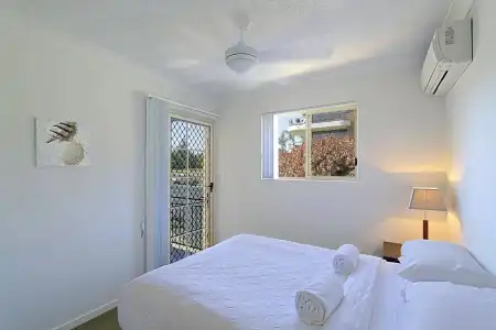 Sea Breeze on Main Beach - 28