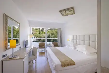 Grecian Sands - 7
